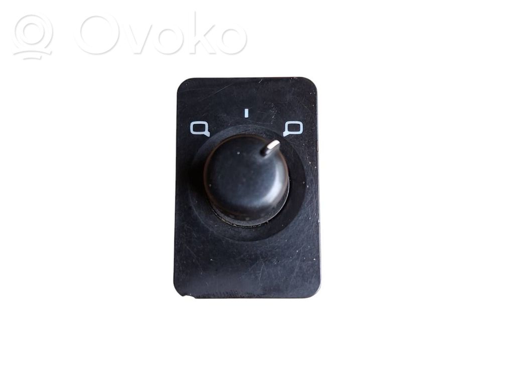 Audi A6 S6 C5 4B Interruptor del espejo lateral 