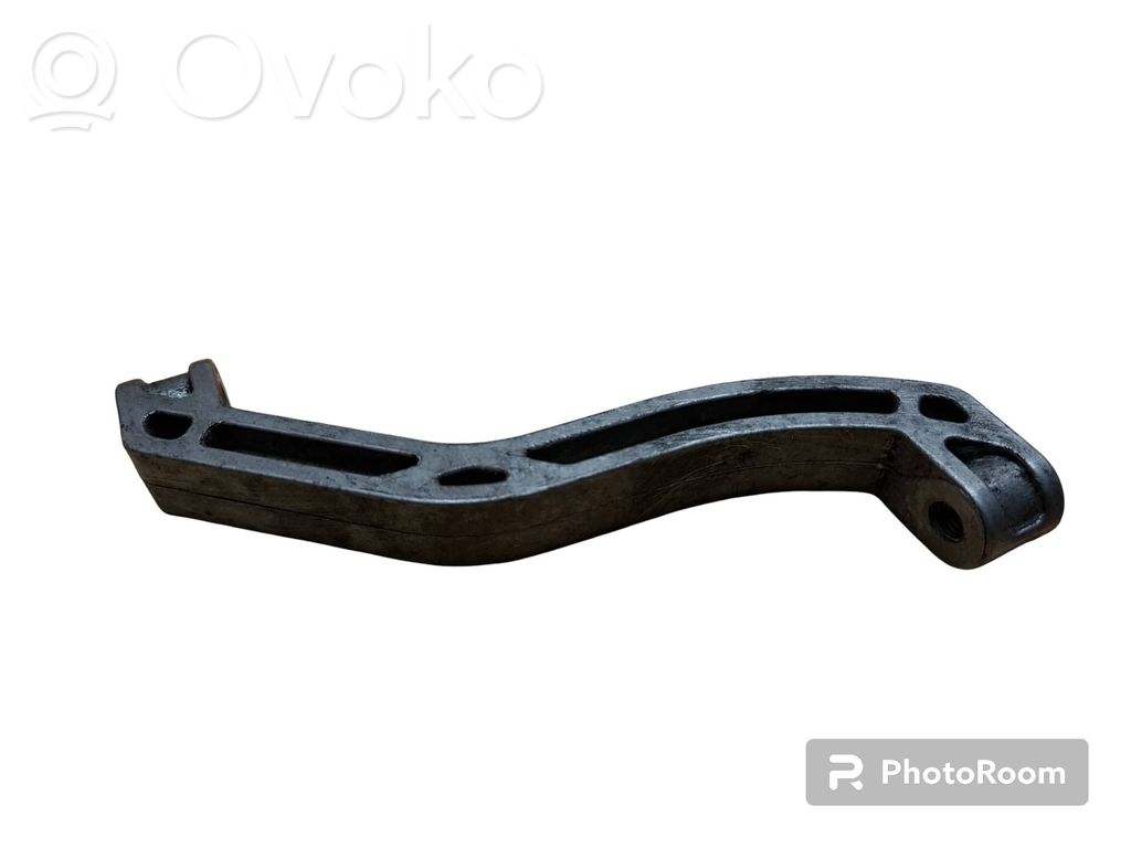 Audi A3 S3 8P Gearbox mounting bracket 