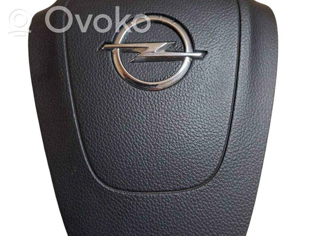 Opel Insignia A Vairo oro pagalvė 
