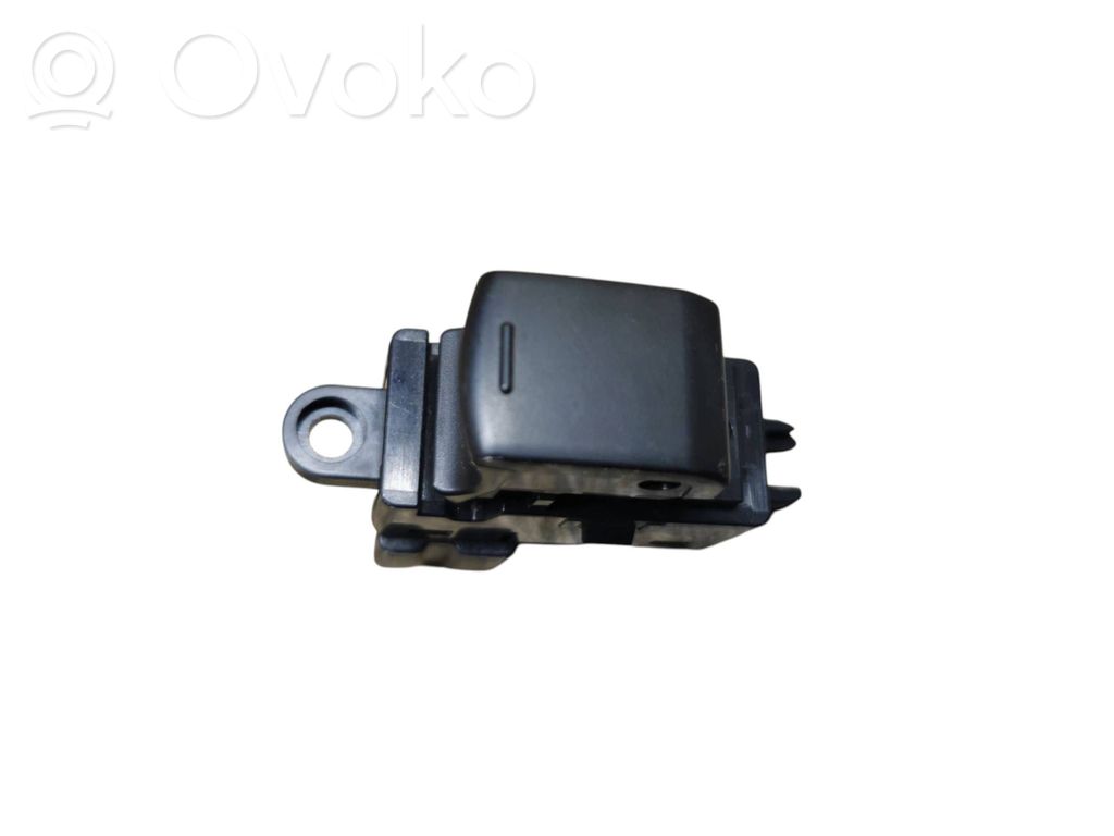 Nissan Qashqai Electric window control switch 