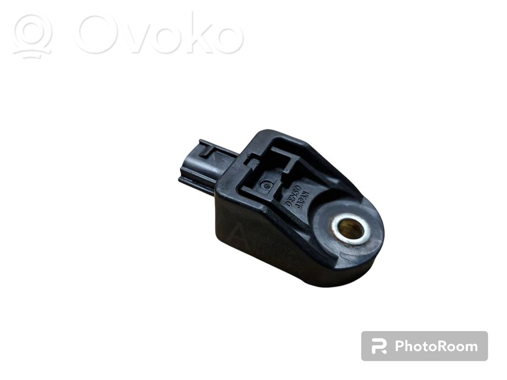 Toyota RAV 4 (XA30) Airbagsensor Crashsensor Drucksensor 