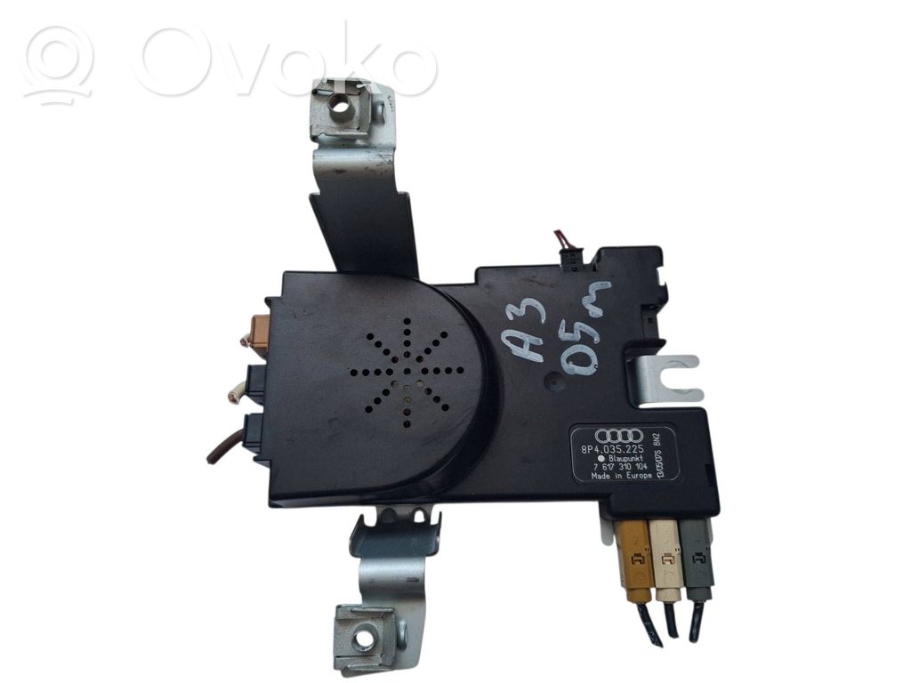Audi A3 S3 8P Antenas pastiprinātājs 