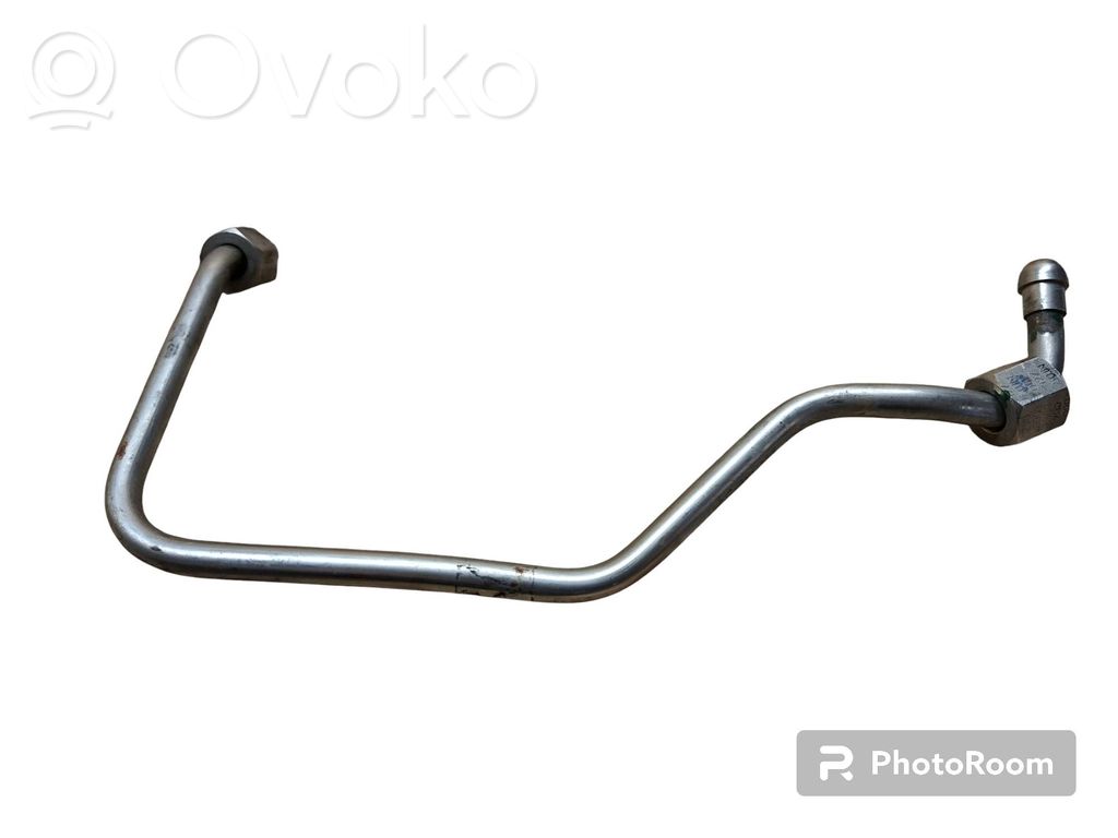 Audi A4 S4 B7 8E 8H Polttoaineputken letku 