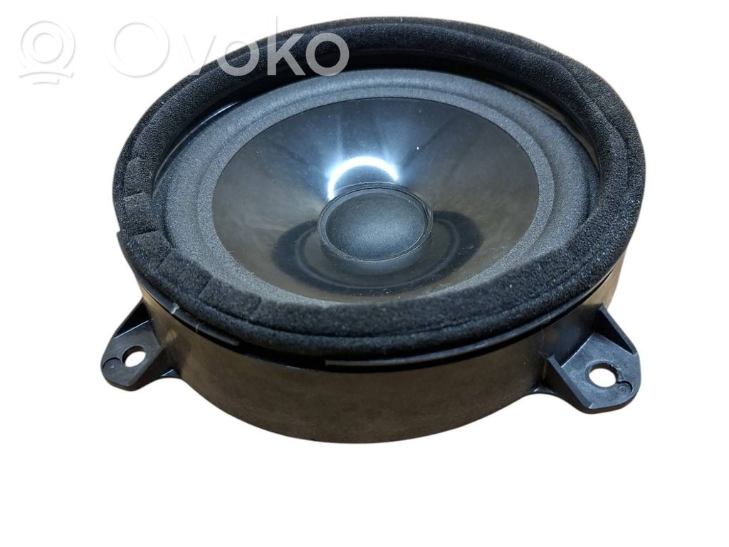 Subaru Forester SH Altavoz de la puerta delantera 