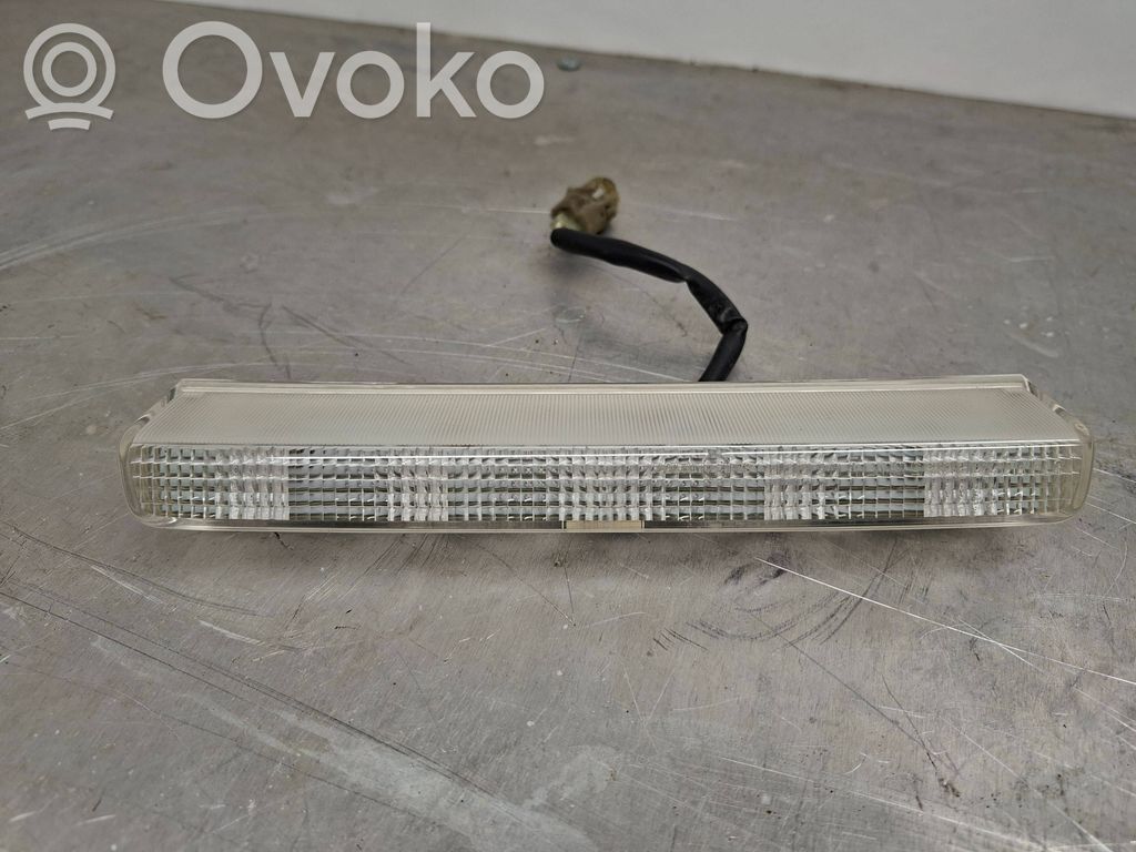 Suzuki Liana Trzecie światło stop 
