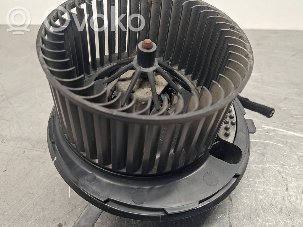 Skoda Octavia Mk2 (1Z) Heizungslüfter 