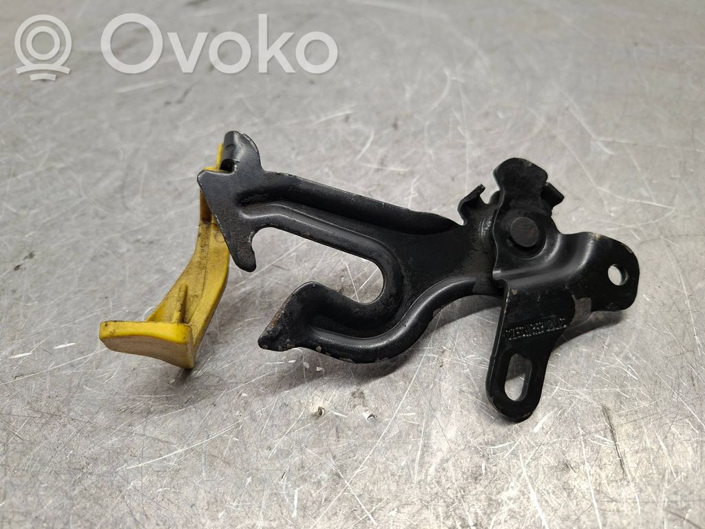 Volvo XC60 Engine bonnet (hood) release handle 