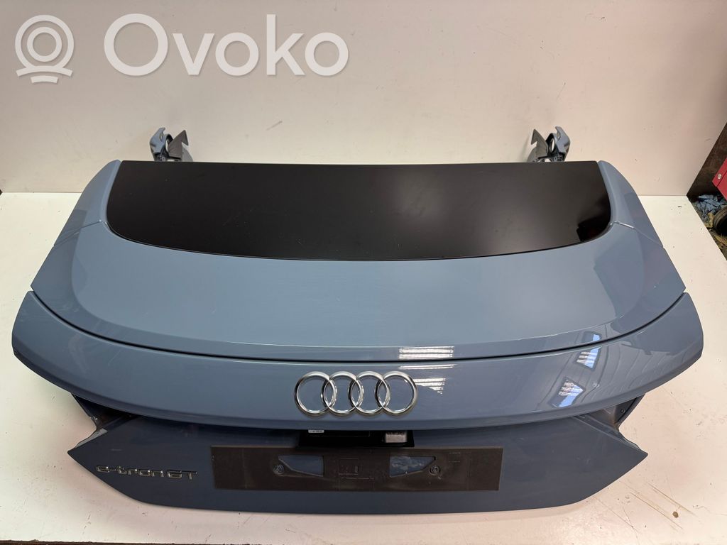 Audi E-tron GT Takaluukun/tavaratilan kansi 