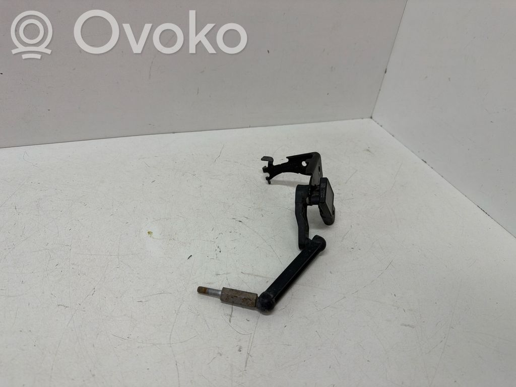 Audi A6 S6 C8 4K Air suspension front height level sensor 