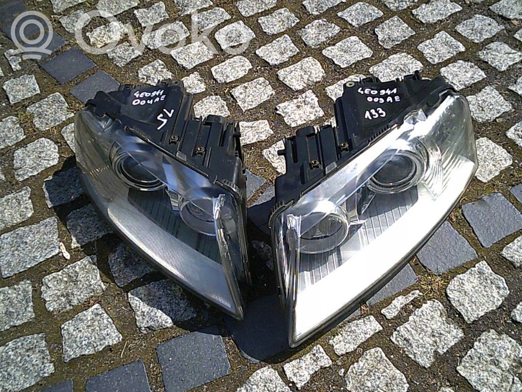 Audi A8 S8 D3 4E Priekinis žibintas 