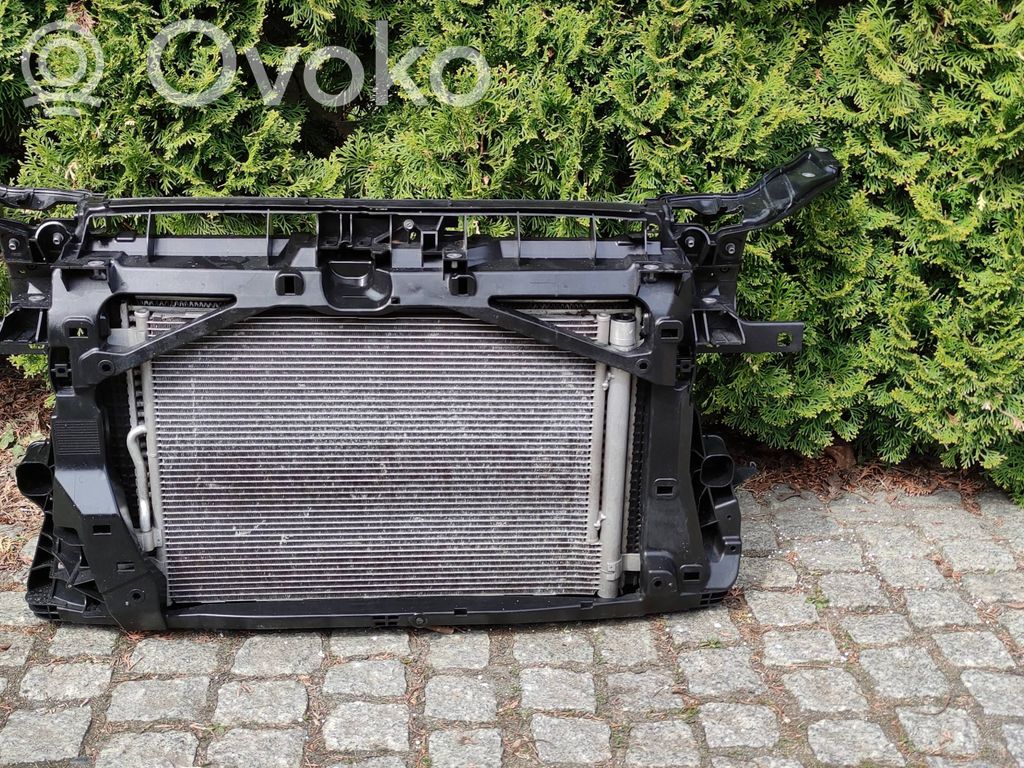Audi A3 S3 8V Radiatoru panelis 