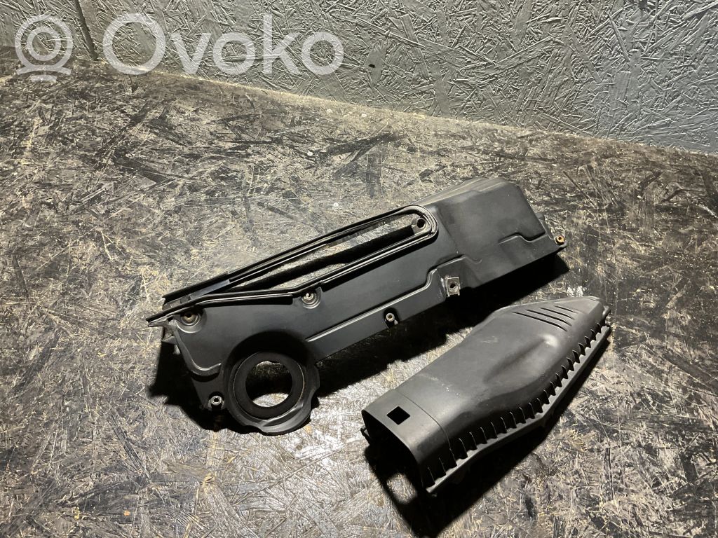 BMW X3 E83 Ohjaamon sisäilman mikrosuodattimen runko (osa) 