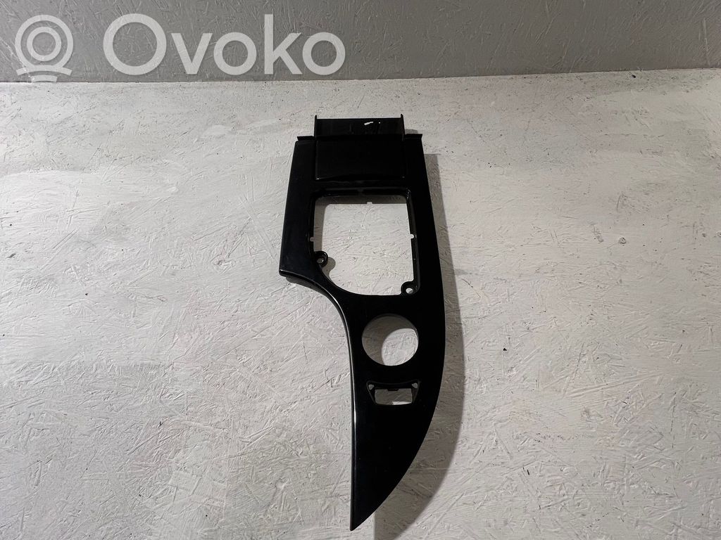 Other center console (tunnel) element   231005