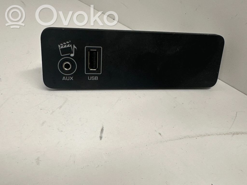 Land Rover Discovery 4 - LR4 Enchufe conector USB 