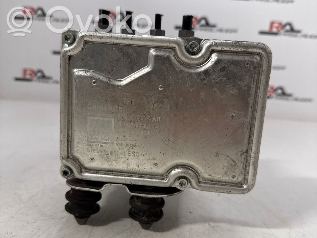 Porsche Macan (95B) ABS bloks 