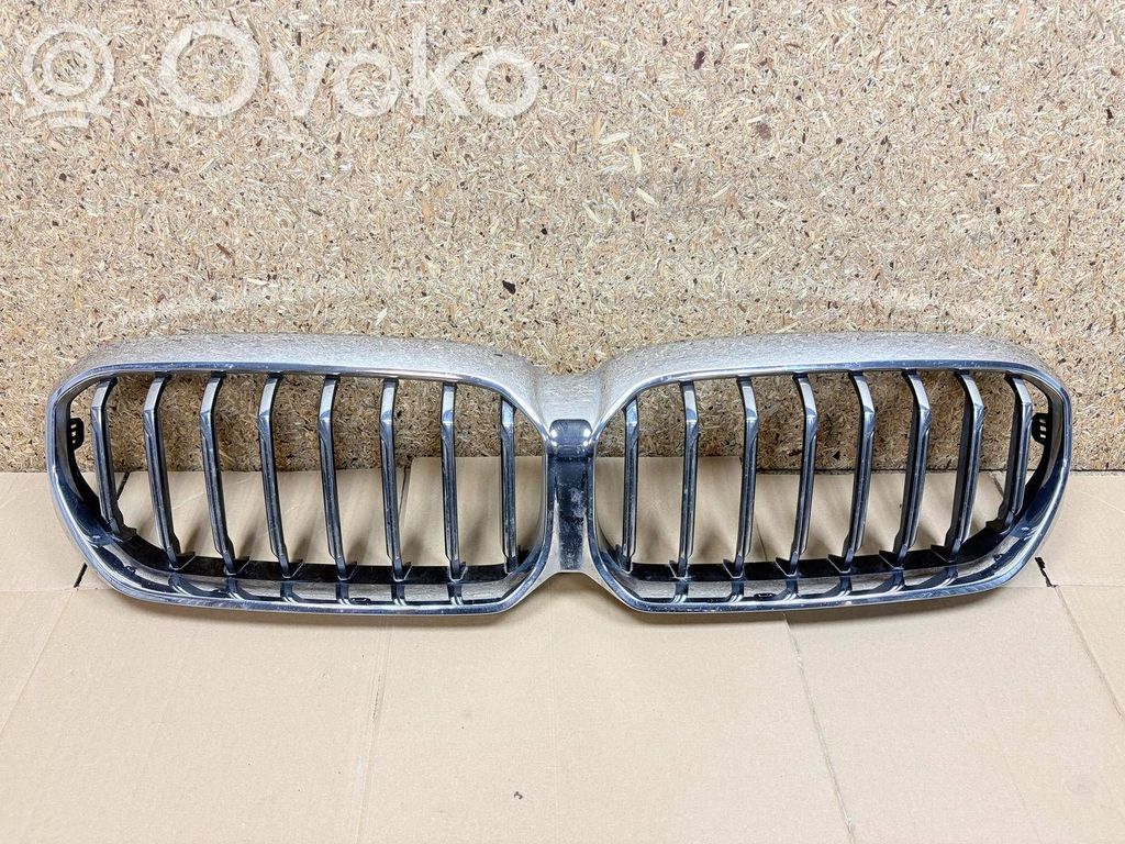 BMW 5 G30 G31 G38 Maskownica / Grill / Atrapa górna chłodnicy 