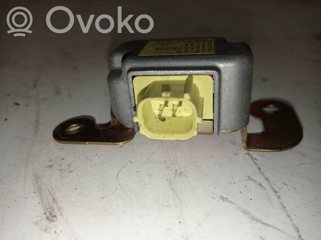 Mazda 323 F Senzor impact/declanșare airbag 