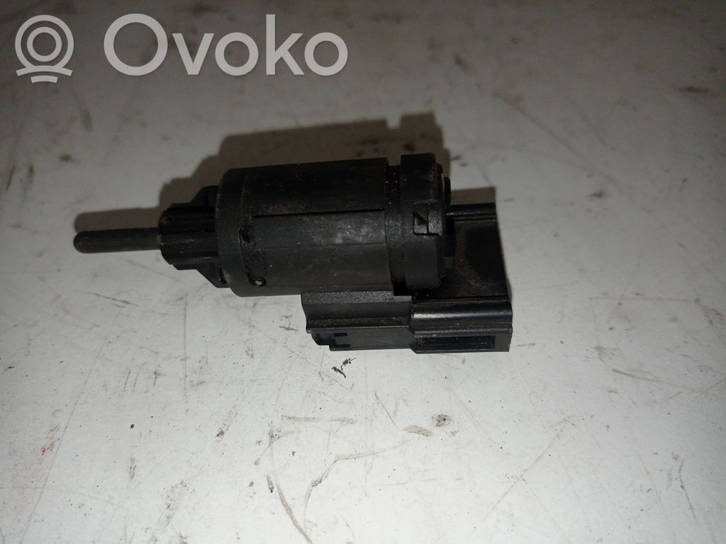 Volkswagen Golf V Czujnik pedału hamulca / stopu 