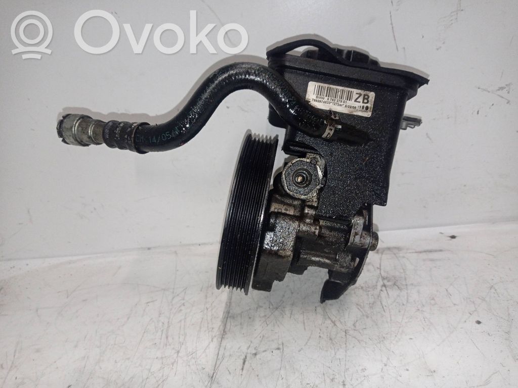Ohjaustehostimen pumppu   6762279,7692974533