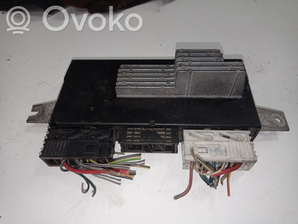 BMW 5 E39 Šviesų modulis 