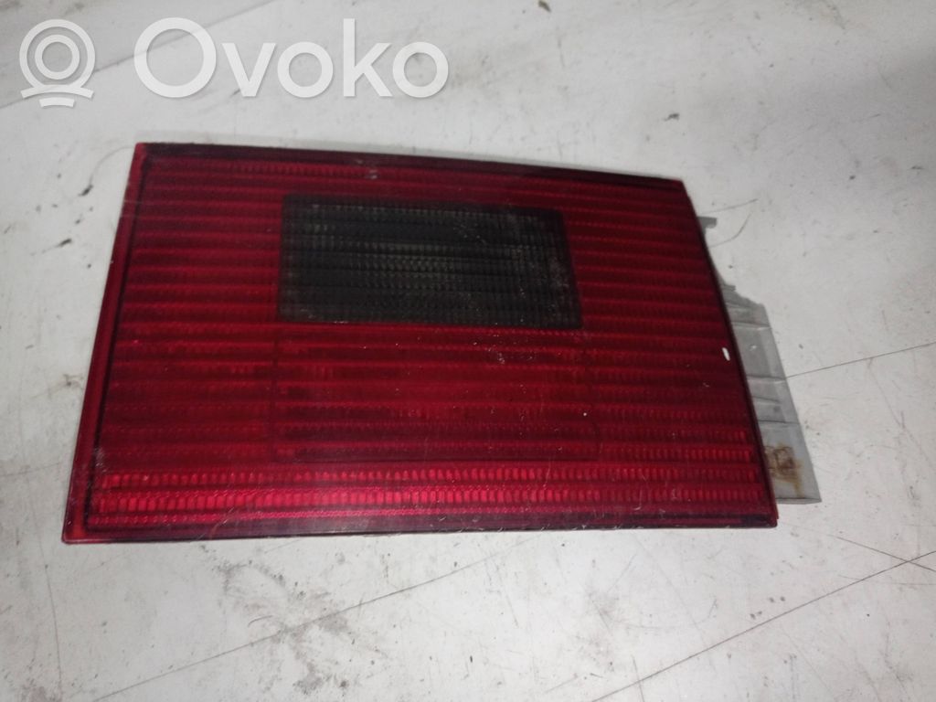 Lampy tylnej klapy bagażnika   964539,964571