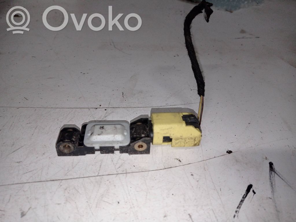 Volkswagen Touareg I Senzor impact/declanșare airbag 