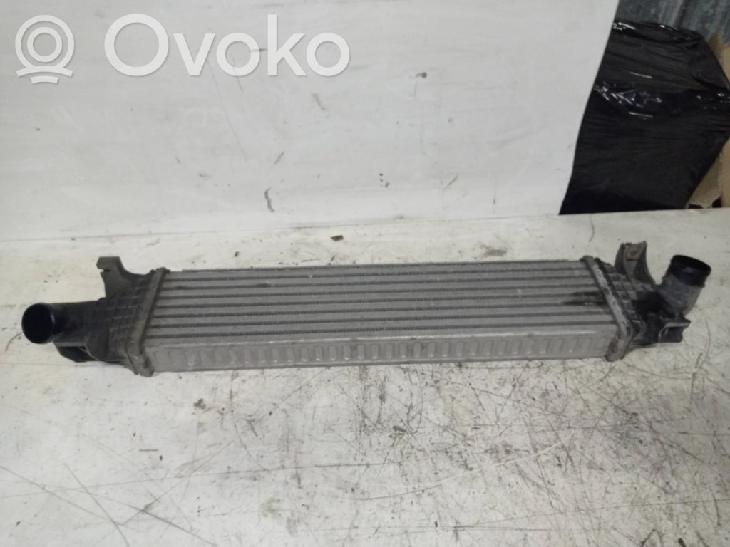 Ford Focus Chłodnica powietrza doładowującego / Intercooler 