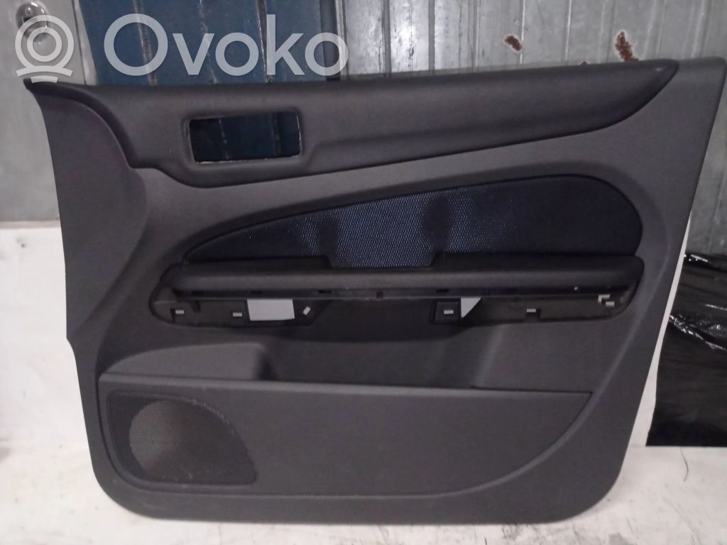 Ford Focus Front door card panel trim 