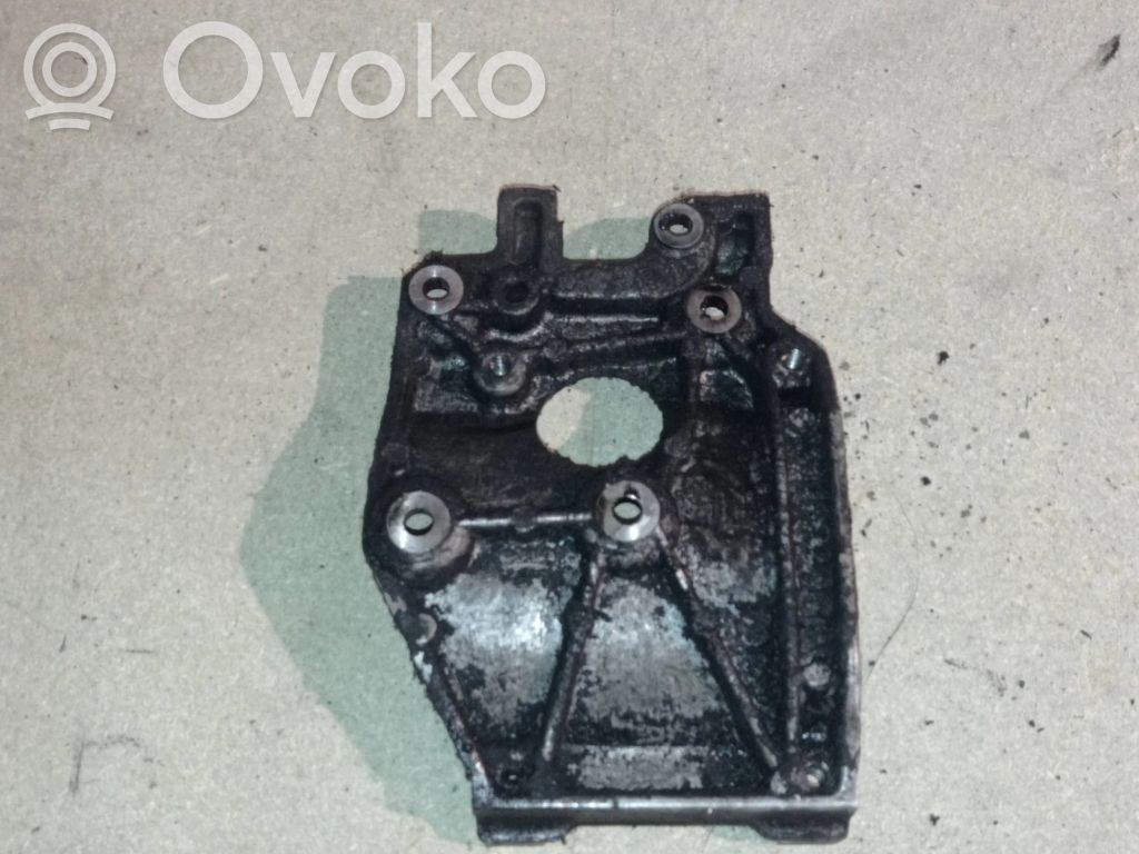 Peugeot 407 Soporte de montaje del compresor de A/C 