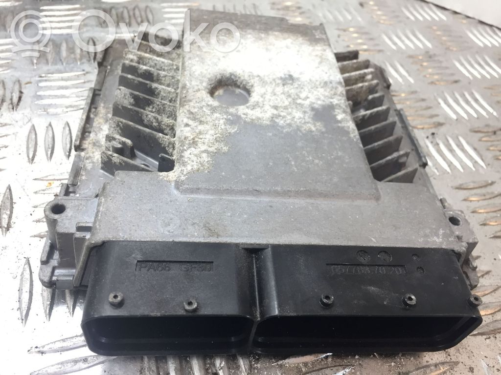 Engine control unit/module   03G906018,8110