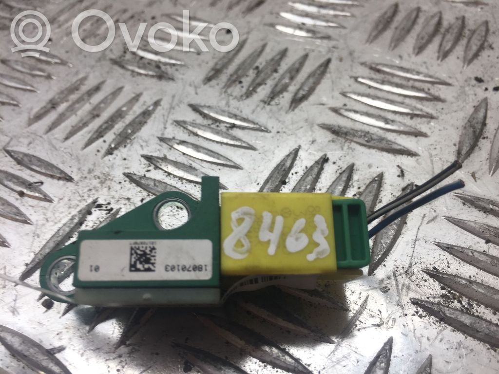 Volkswagen PASSAT B6 Airbagsensor Crashsensor Drucksensor 