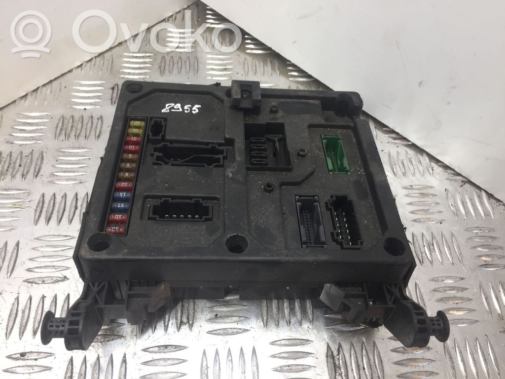 Ford Galaxy Saugiklių blokas 