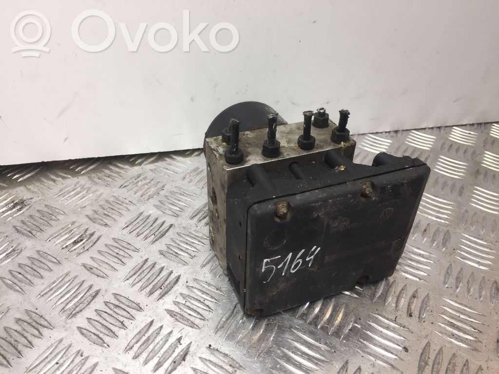 Volkswagen Golf IV ABS bloks 