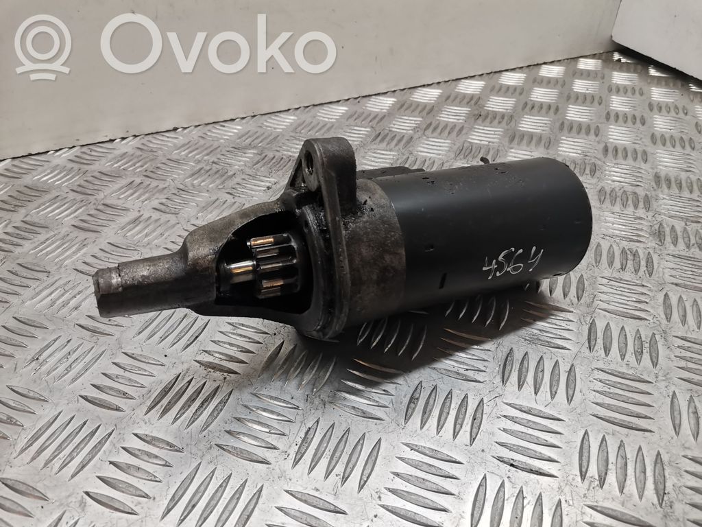 Audi A4 S4 B6 8E 8H Starteris 