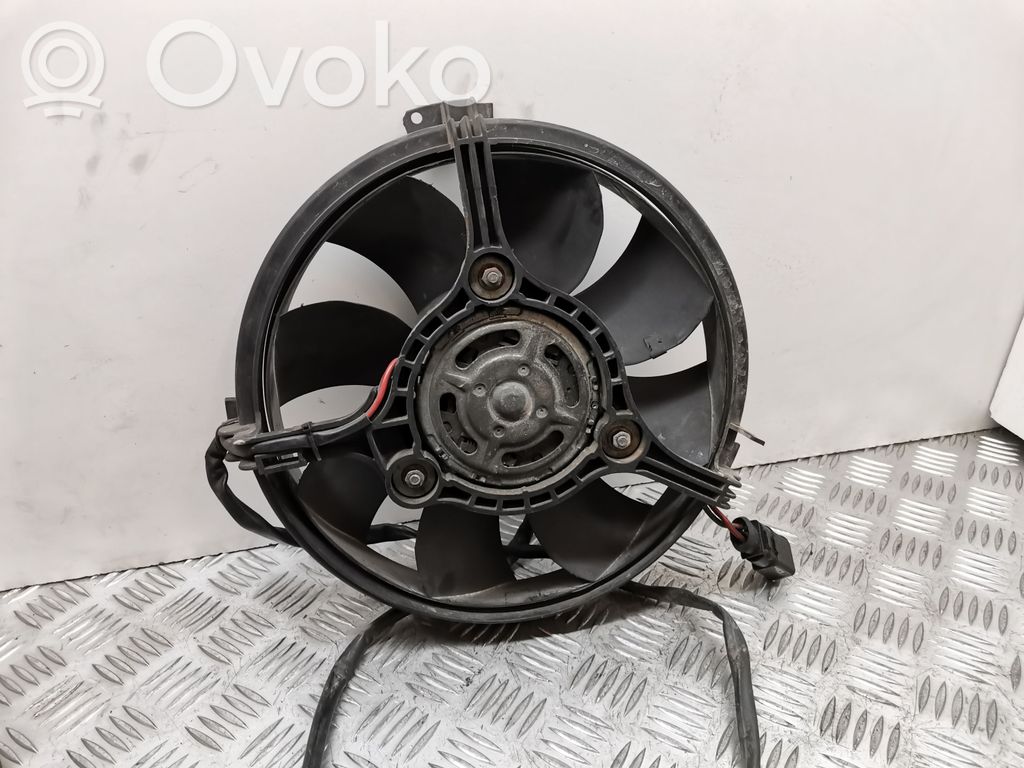 Volkswagen PASSAT B5.5 Ventilador eléctrico del radiador 