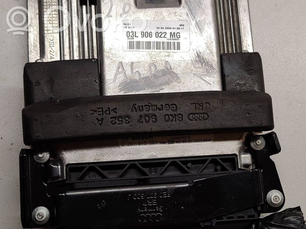 Audi A4 S4 B8 8K Engine control unit/module 