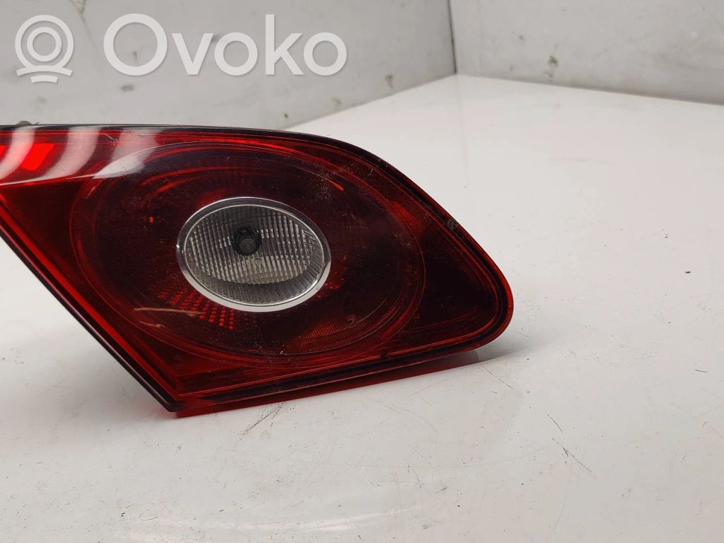 Volkswagen PASSAT CC Lampy tylnej klapy bagażnika 