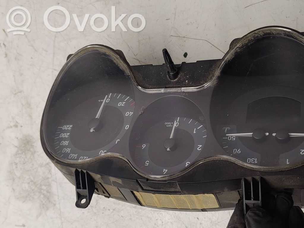 Seat Leon (1P) Speedometer (instrument cluster) 