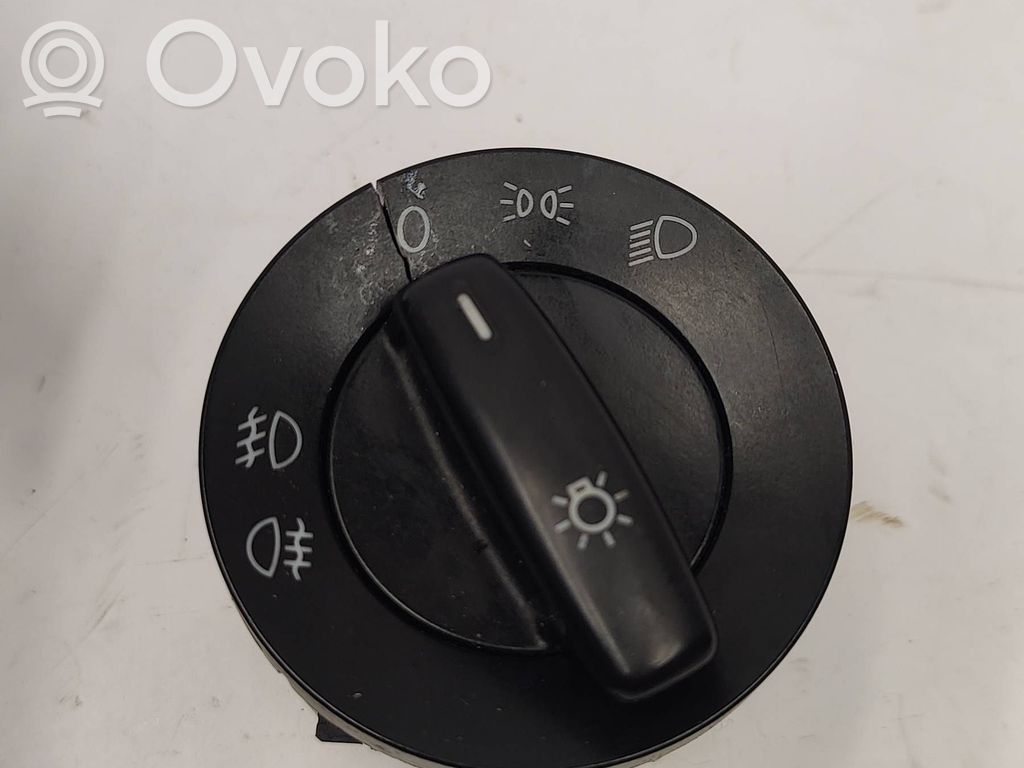 Volkswagen Touran I Interruptor de luz 