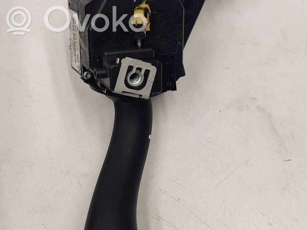 Indicator stalk   8P0953513E,00227120332618,10002271