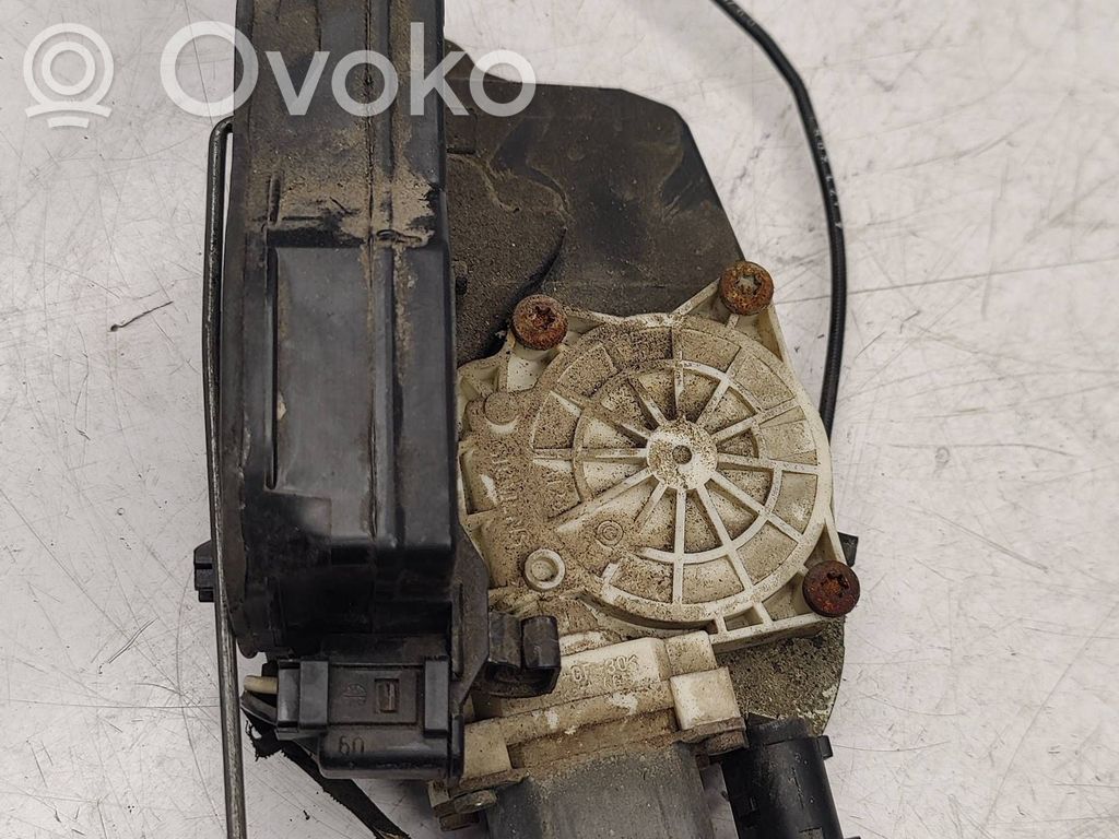 Cerradura de puerta trasera   7028909