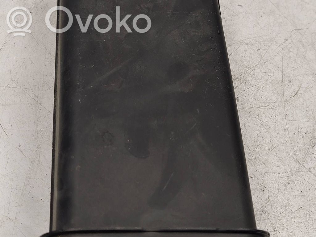 BMW 7 E65 E66 Salono oro mazgo plastikinis korpusas 
