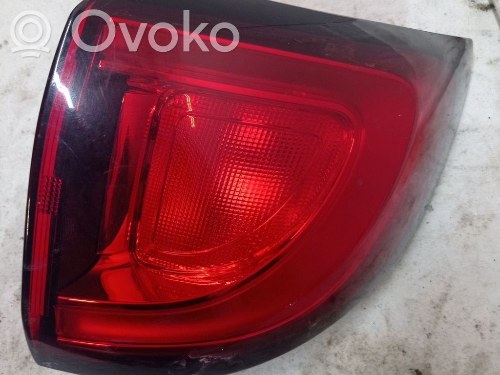Rear/tail lights   68229026AF