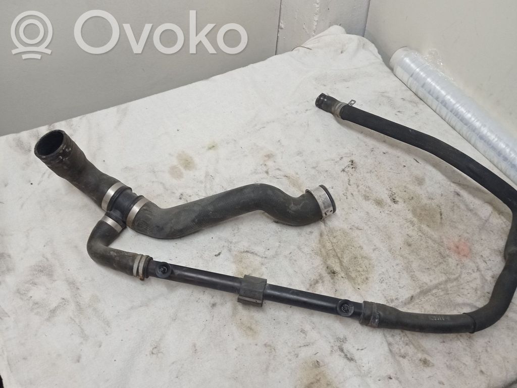 Mercedes-Benz GL X164 Coolant pipe/hose 