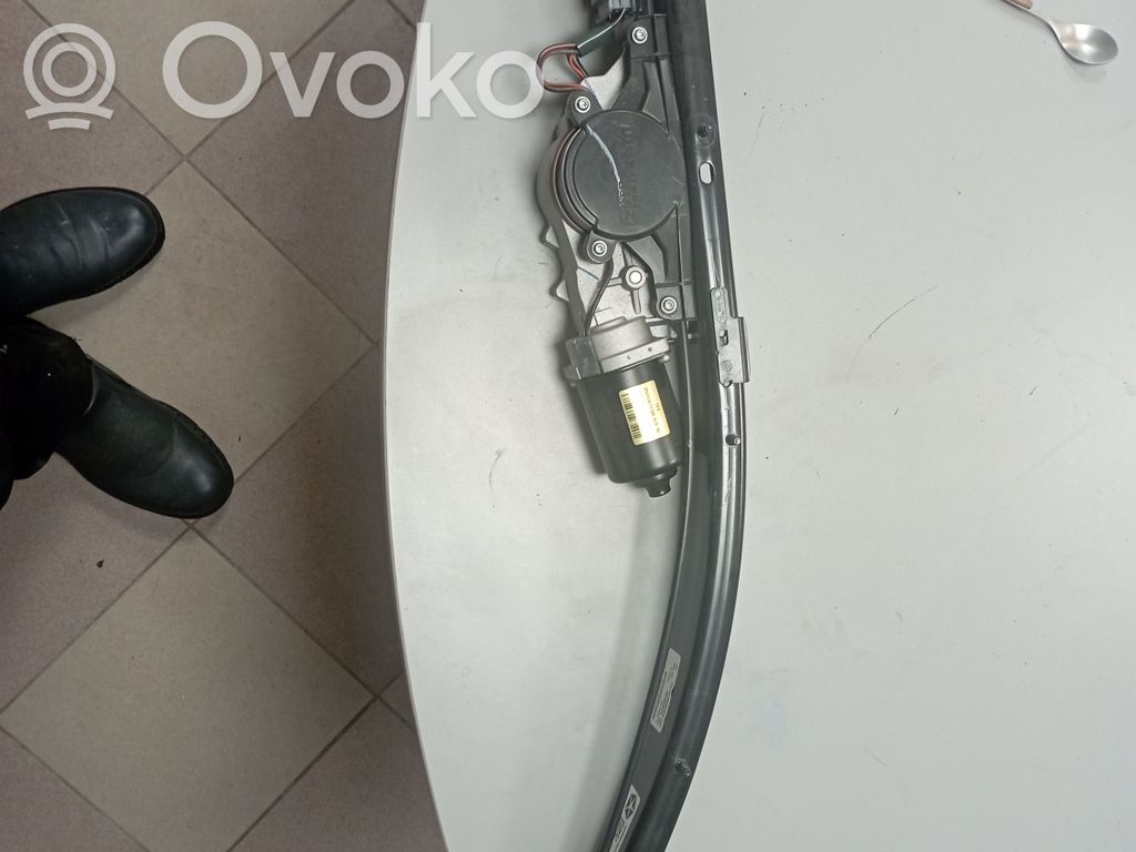 Chrysler Pacifica Sliding door latching motor 