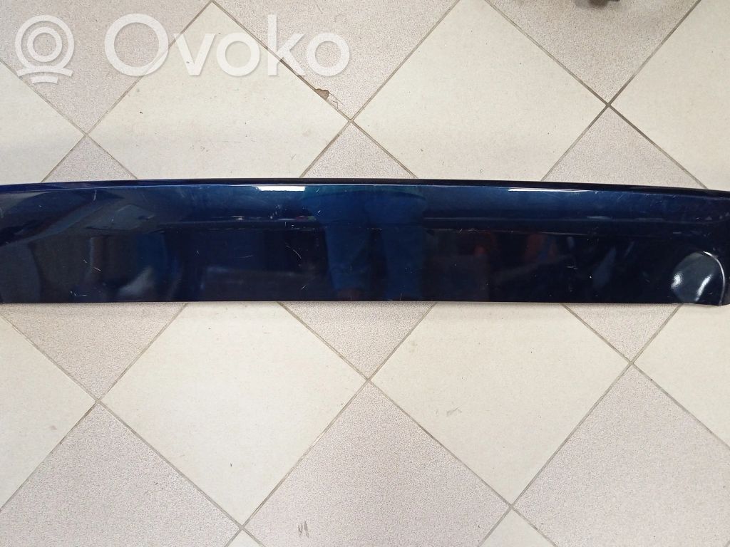 Chrysler Pacifica Tailgate/trunk spoiler 
