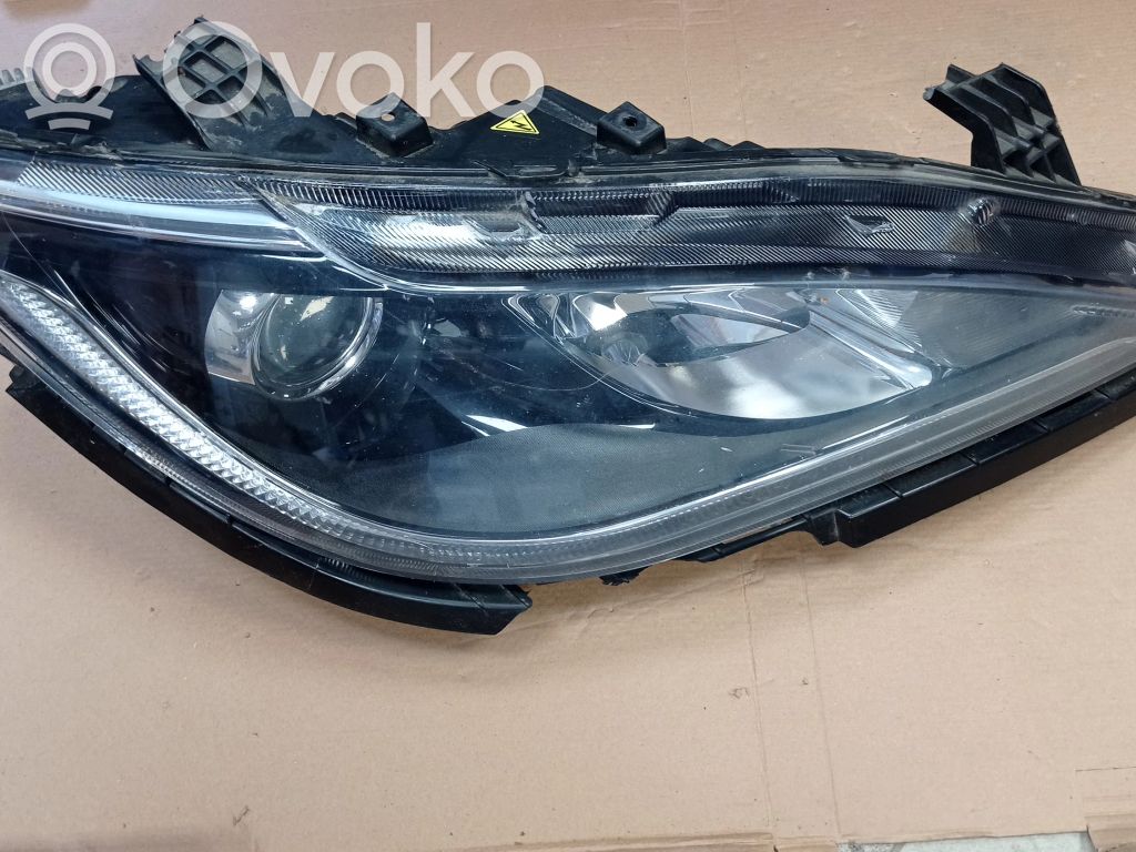Chrysler Pacifica Headlight/headlamp 