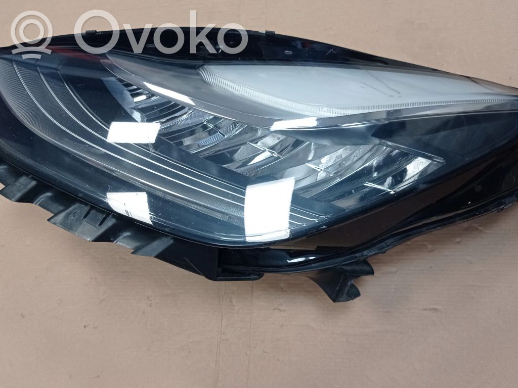 Headlight/headlamp   DOT107737100L,DOT107737100L,F00HTF,ASY1110736000,SAEHL15F17