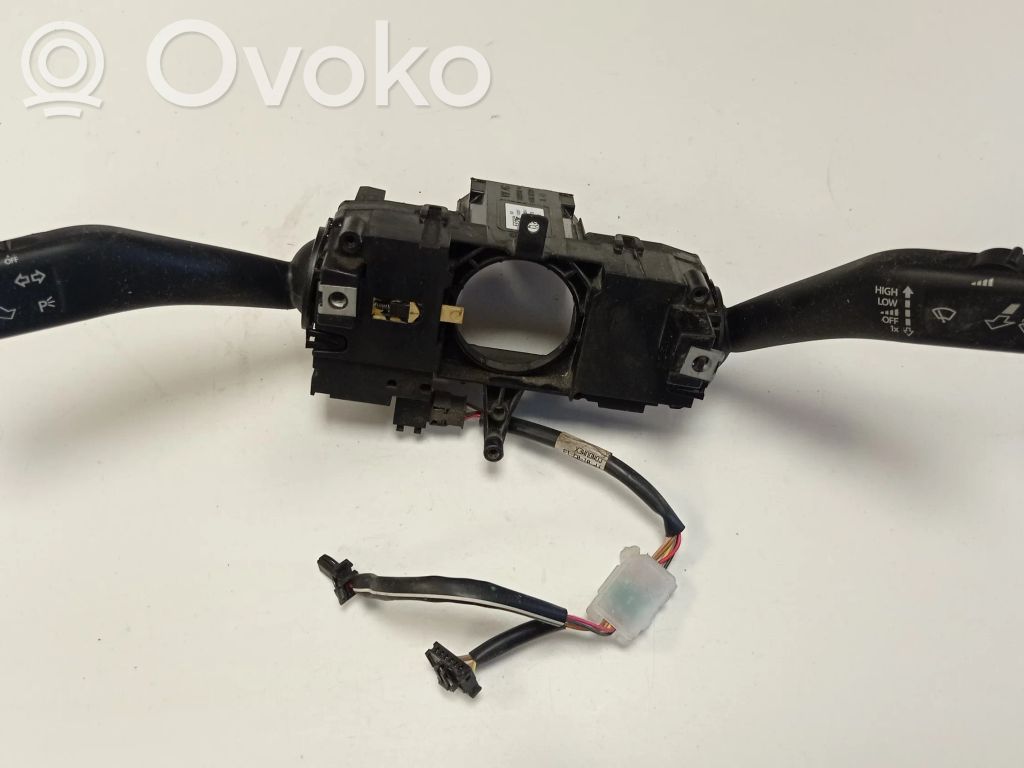 Volkswagen New Beetle Wiper turn signal indicator stalk/switch 