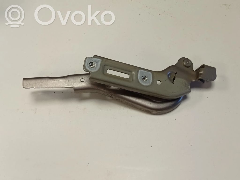 Engine bonnet/hood hinges   681AC,681AC